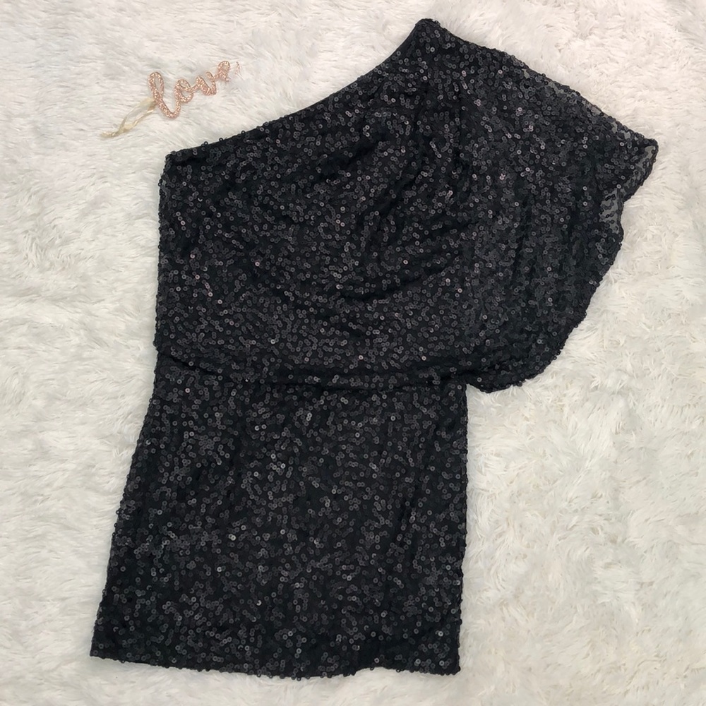 Sequins cocktail dress